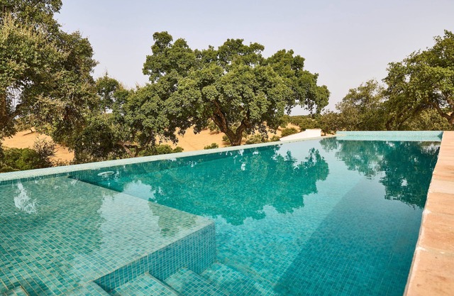 Casa Rural 'Dehesa El Alcornocal' con Piscina Privada, Wi-Fi y Aire Acondicionado