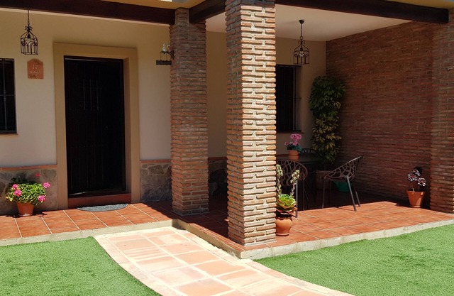 Casa rural (alquiler íntegro) Casitas Cueva del Gato para 6 personas