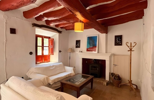 Casa rural 'La Casa Del Colono' con vistas a la montaña, piscina compartida y Wi-Fi