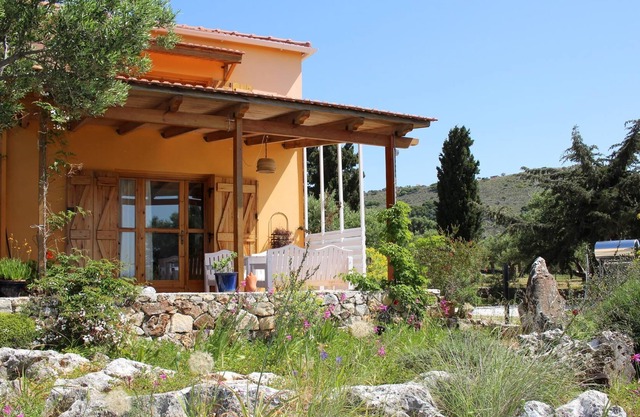 Idilio rural con vistas al mar - Casa independiente Kambia, Creta