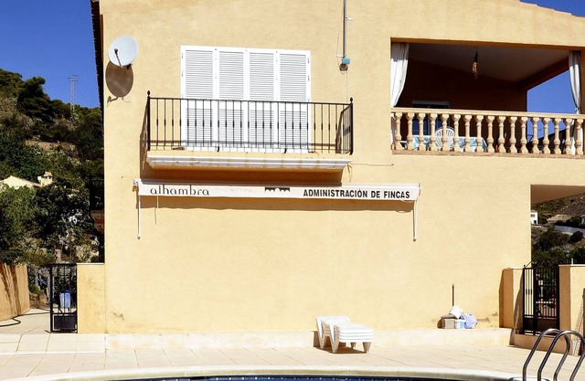 Apartamentos rurales en un entornos natural con vistas al Mar, a 15 minutos.