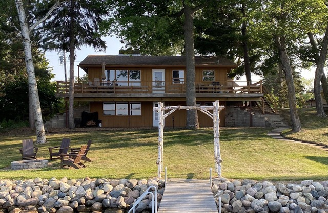 Rush Lake Cabin on The Whitefish Chain of Lakes - Sleeps 8