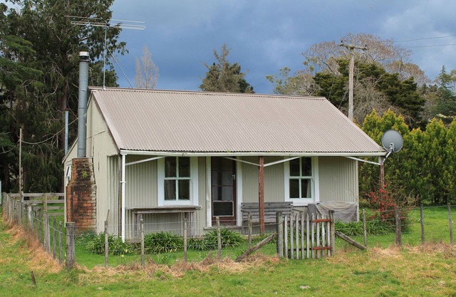 Cabaña rústica de 1800 ubicada en una granja de ovejas y carne de res