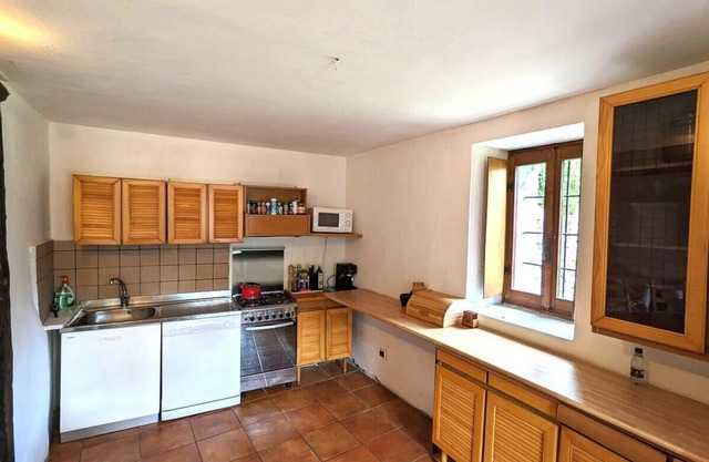 Casa alpina tradicional bellamente renovada con impresionantes vistas a la montaña
