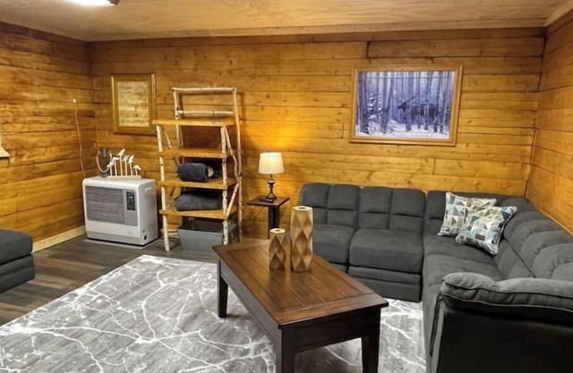 Rustic Cabin at 17.5 Chena Hot Springs Rd.