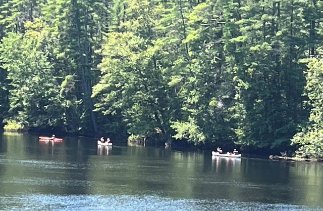 Rustic cabin-style on RIVER Northwest of Concord Nh within minutes of Penecook