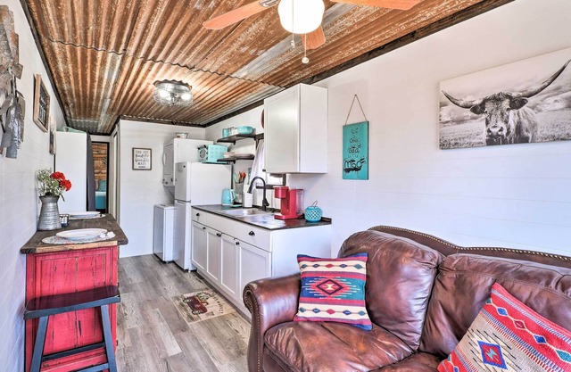 Rustic Farm House Container on Horse Property!