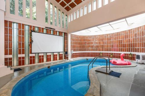 Rustic Farm Private Pool IFHA Nomination MMT