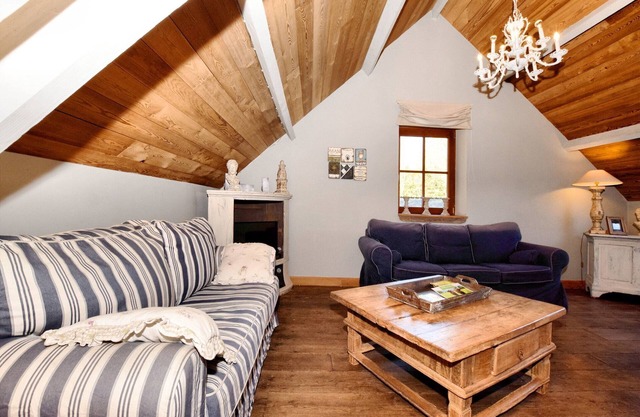 Acogedora casa de vacaciones en Grand-Halleux con aparcamiento