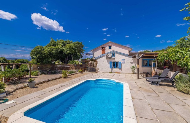 Holiday house DEPOPE