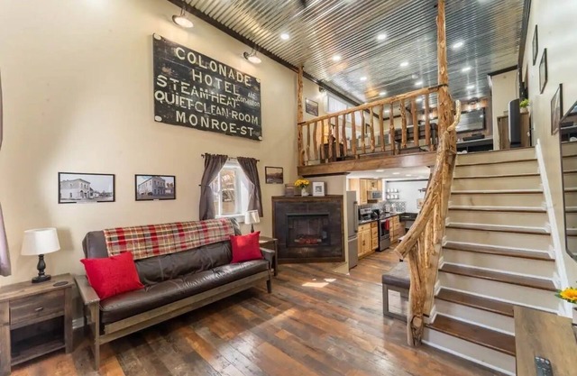 Rustic Loft @ historic Colonnade Hotel