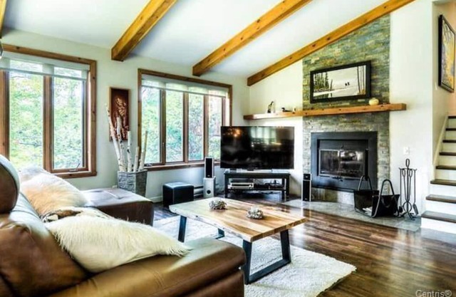 Rustic Modern Chalet Near Sauveur Ski center -3min