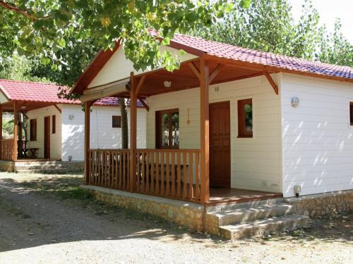 Rustic Mountain Retreat