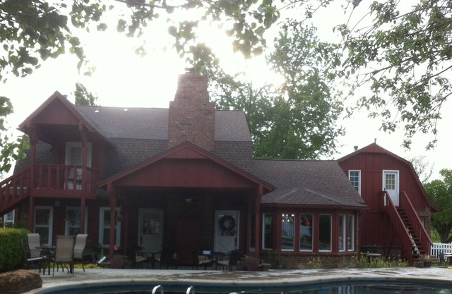 Rústico Redbird Lodge 'Country Living' en su máxima expresión!