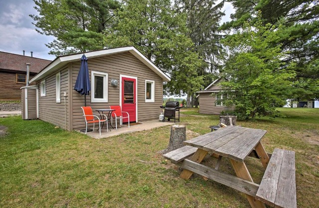 Rustic Suttons Bay Cottage Shared Dock and Fire Pit