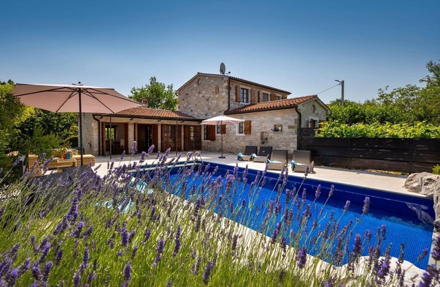 Villa Nonna Lucia by Villas Guide