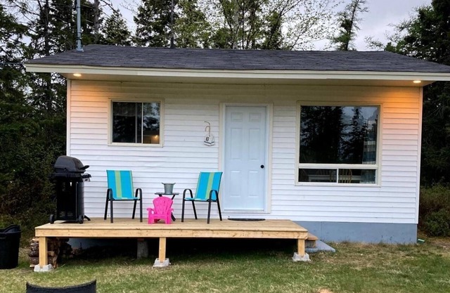Rustic Wave Cottages-Cabin #6