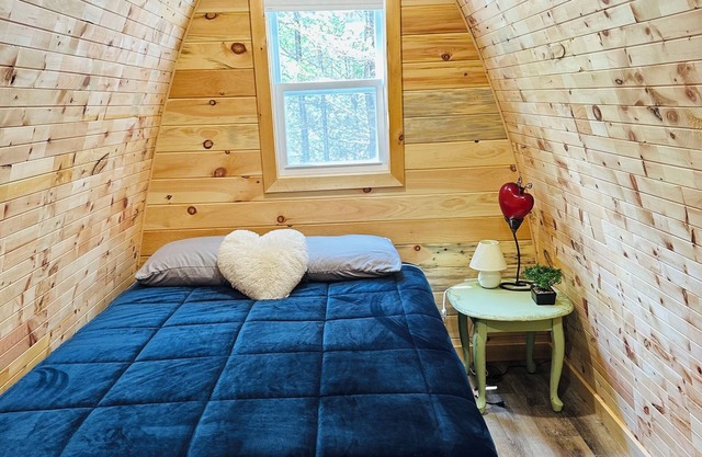 Rustic Wave Cottages- Glamping Pod #6
