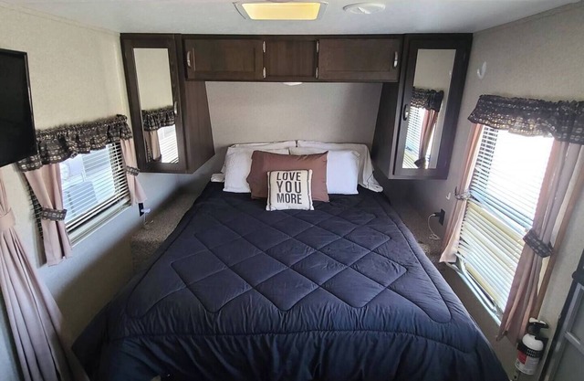 Rv Oasis Hide-a-way