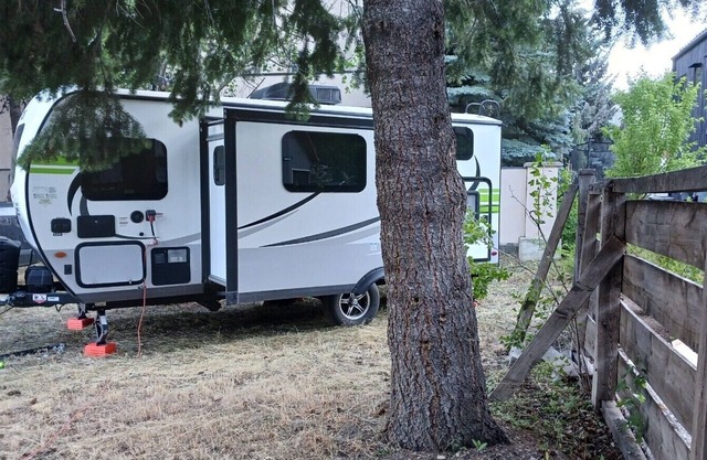 RV Parking in Paradise (Parking Space #B)