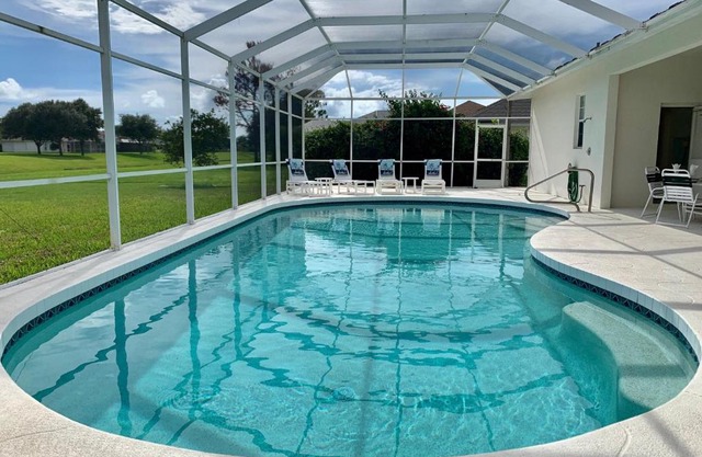 RW642 Enjoy The Sunshine - South Facing Pool