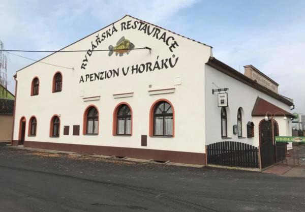 Rybářská restaurace a penzion u Horáků