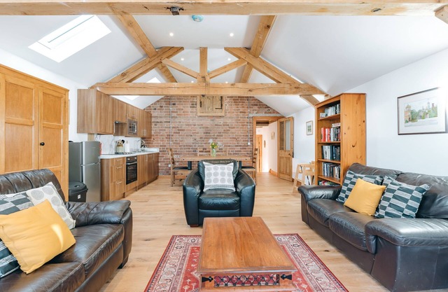 ryton grange church barn sleeps 5 - sleeps 5 guests in 2 bedrooms