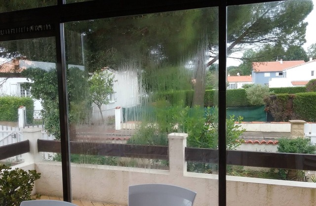 CASA EN ZONA RESIDENCIAL