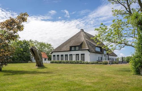 S-5 Hoeve Holland