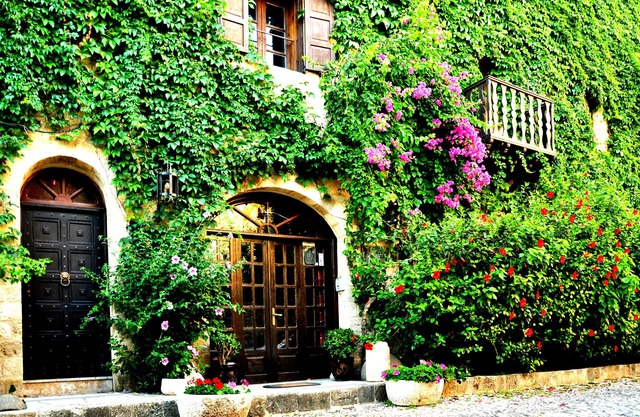 S. Nikolis Historic Boutique Hotel