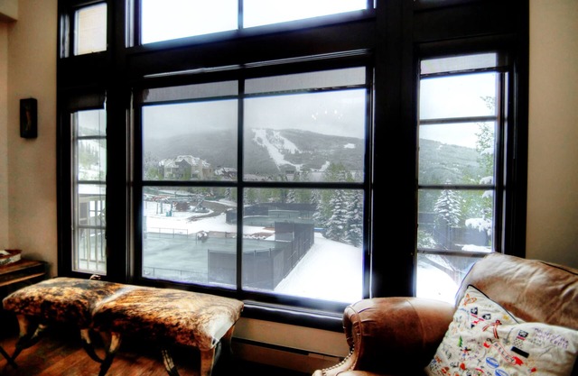 S2 The Meadows 3 Bedroom Townhouse by RedAwning