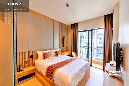 S79 My My Hotel 2