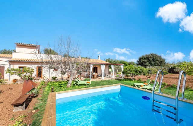 Sa Caseta · Finca con piscina en Buger