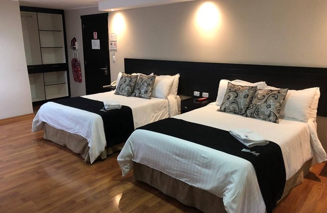 Sabet Hotel