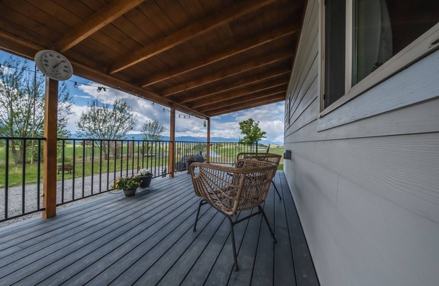 Saddlehorn Ridge Cabin – Breathtaking Views! Secluded Couple’s Retreat