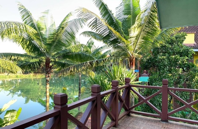 Saensukkho Green Hotel & Resort