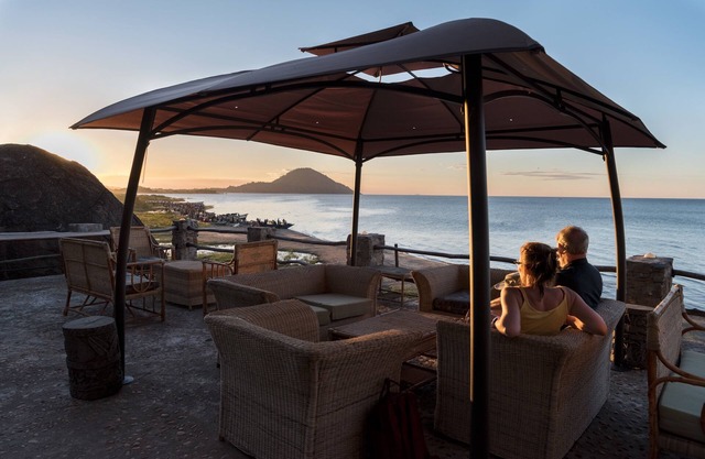 Safari Beach Lodge