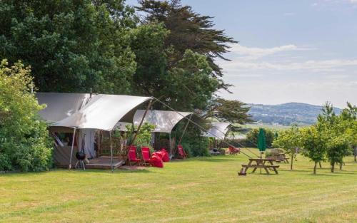 Safari Tent 3 At Tapnell Farm