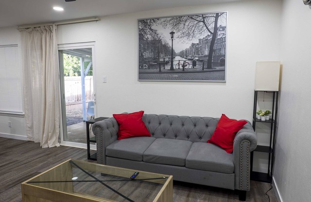 Safe and Quiet Neighborhood, Close to Downtown Austin!!!