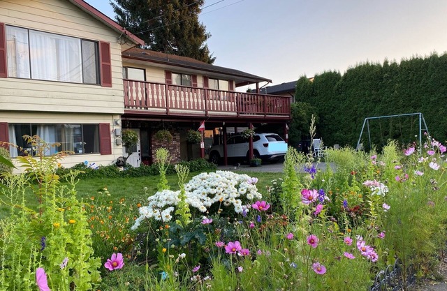 Clean, quiet, peaceful, safe house. Full bath & kitchen. 11 min to Abby airport
