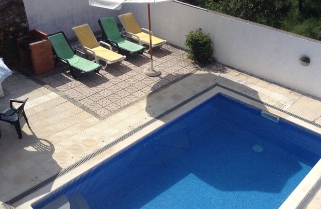 Casa rural segura y aislada con piscina