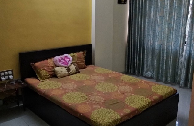 Casa de familia superior / segura, BNB para mujeres expatriadas / pareja cerca del aeropuerto T II de Mumbai