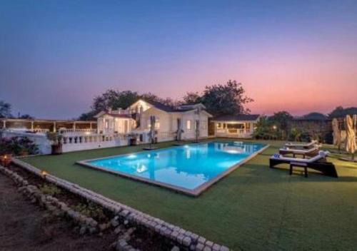 SaffronStays Brunton House, Alibaug - luxury pool villa near Awas Beach