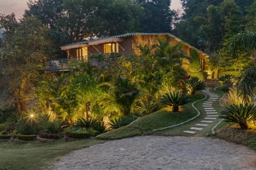 SaffronStays Sylvan Farms