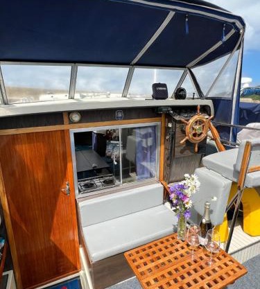 Safir I Mölle hamn
