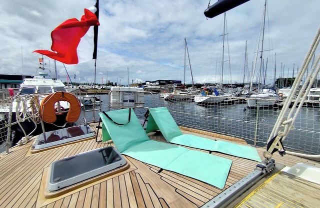Saga, an authentic and comfortable wooden sailboat