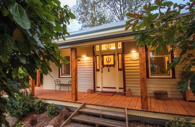 SAGE COTTAGE - PREMIUM LUXURY ACCOMMODATION IN THE BEAUTIFUL YARRA VALLEY