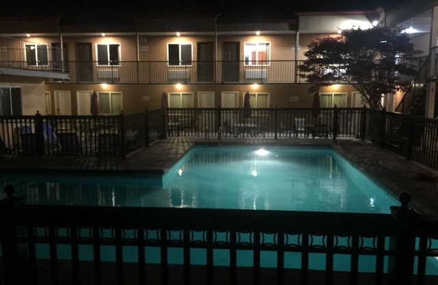 Sahara Courtyard Inn Penticton
