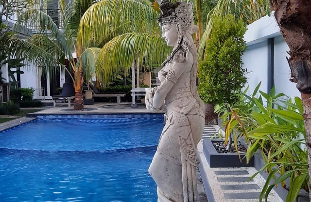 Sahera Hotel