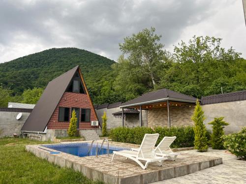 Said Frame Chalet